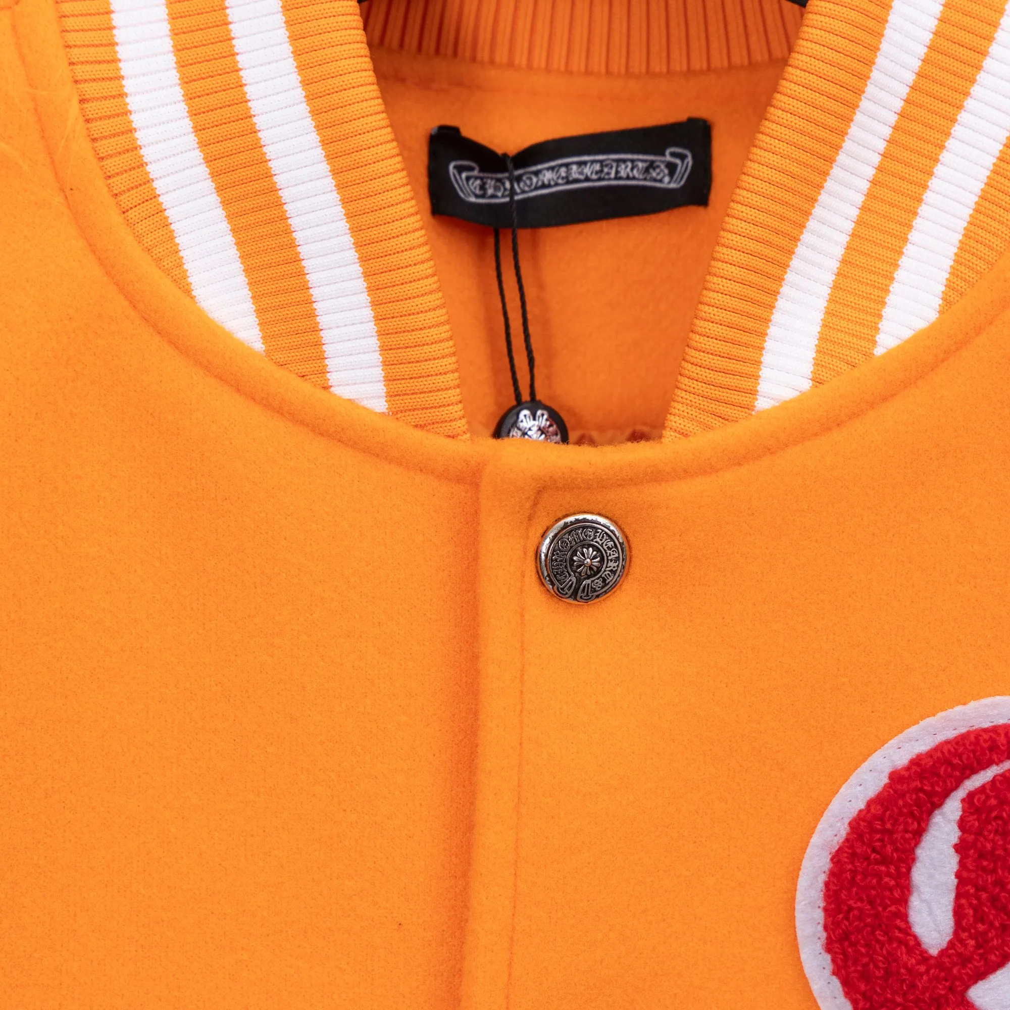 195 25SS ！ ， ， ， ， ！ Size M 69 122 58 59 19 L 71 126 59 60 20 XL 73 130 60 61 21 XXL 75 134 60 62 22
